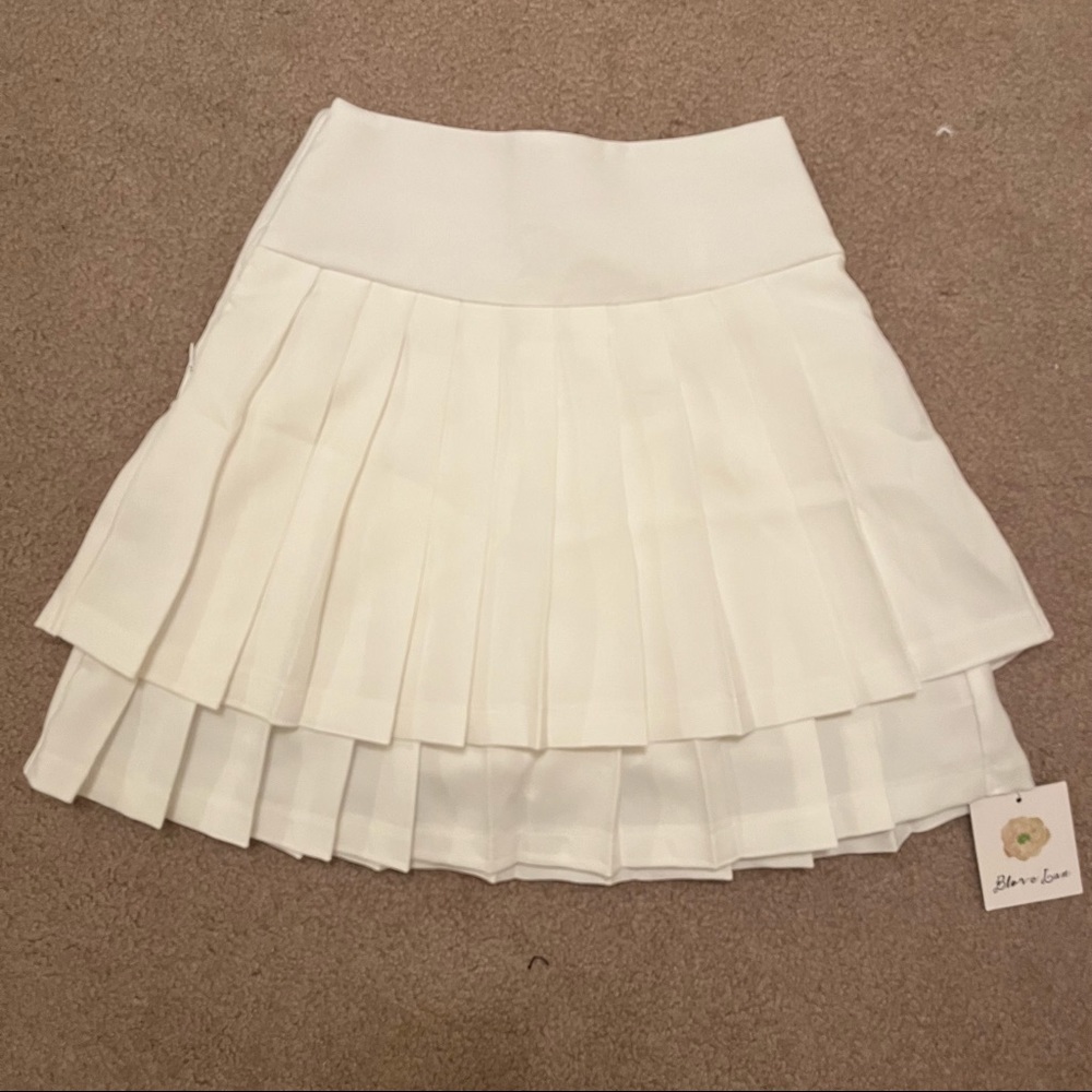 Women’s White Pleated Mini Tennis Skirt Size XS Double Layered